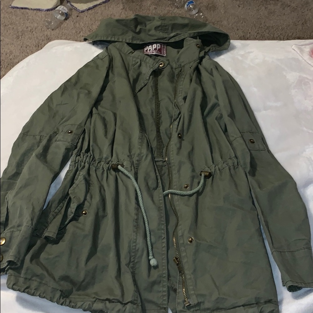 Green army jacket in amazing condition